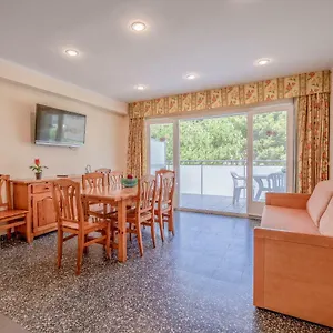https://rentalmar-goya.top-hotels-tarragona.com
